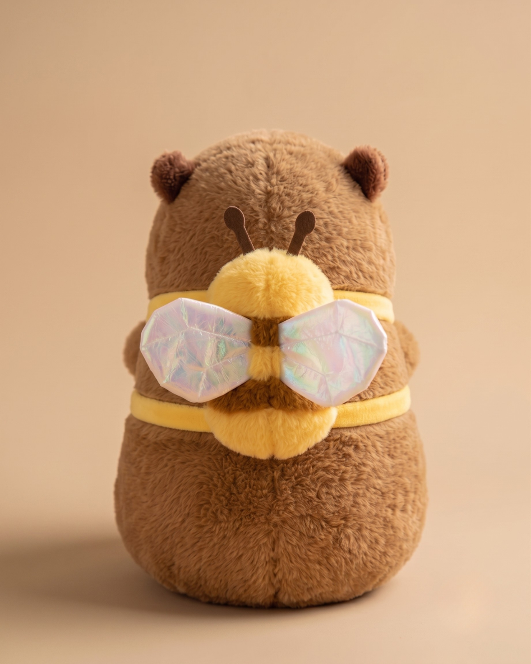 Bee Bag Capybara Plush Toy – Cute Soft Plush with Backpack