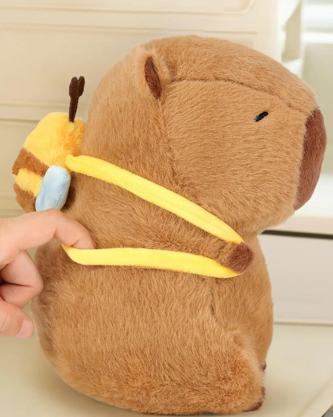 Bee Bag Capybara Plush Toy – Cute Soft Plush with Backpack